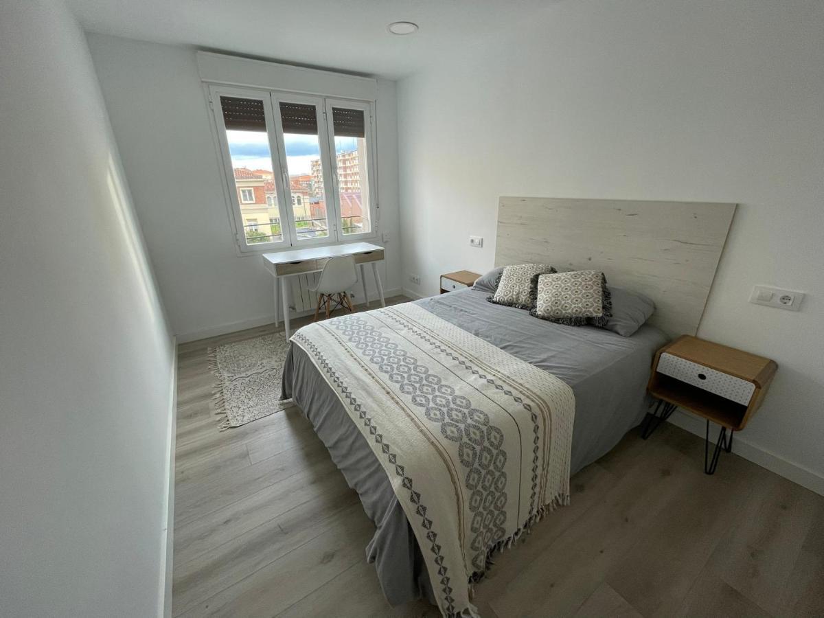Moderno, céntrico. Perfecto para familias. Vitoria-Gasteiz Bagian luar foto