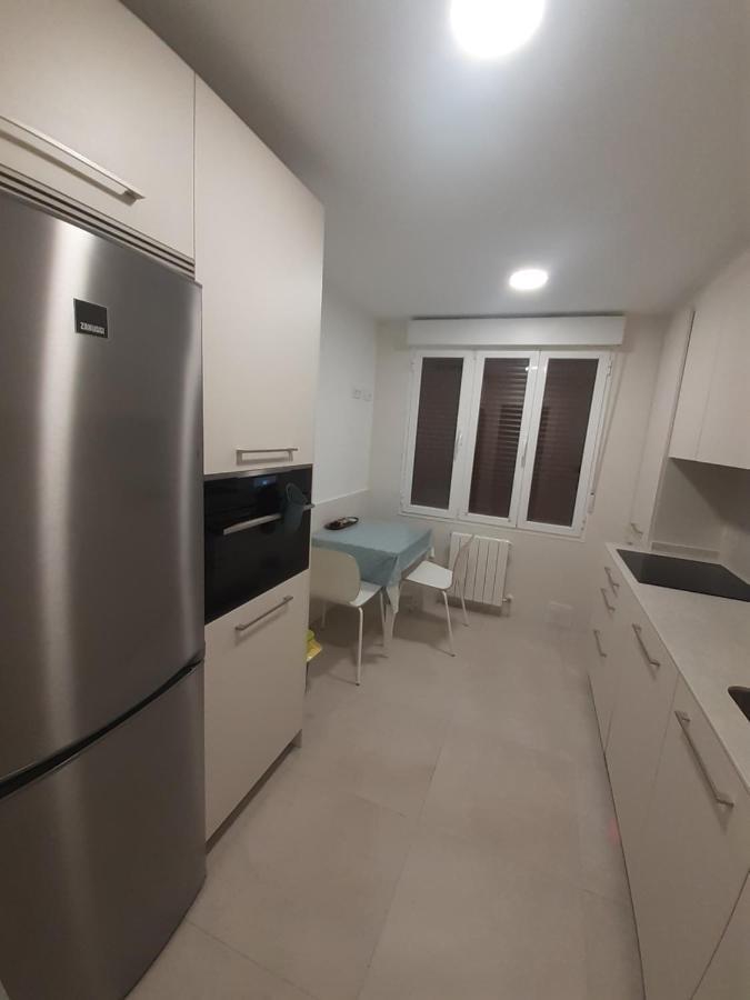 Moderno, céntrico. Perfecto para familias. Vitoria-Gasteiz Bagian luar foto
