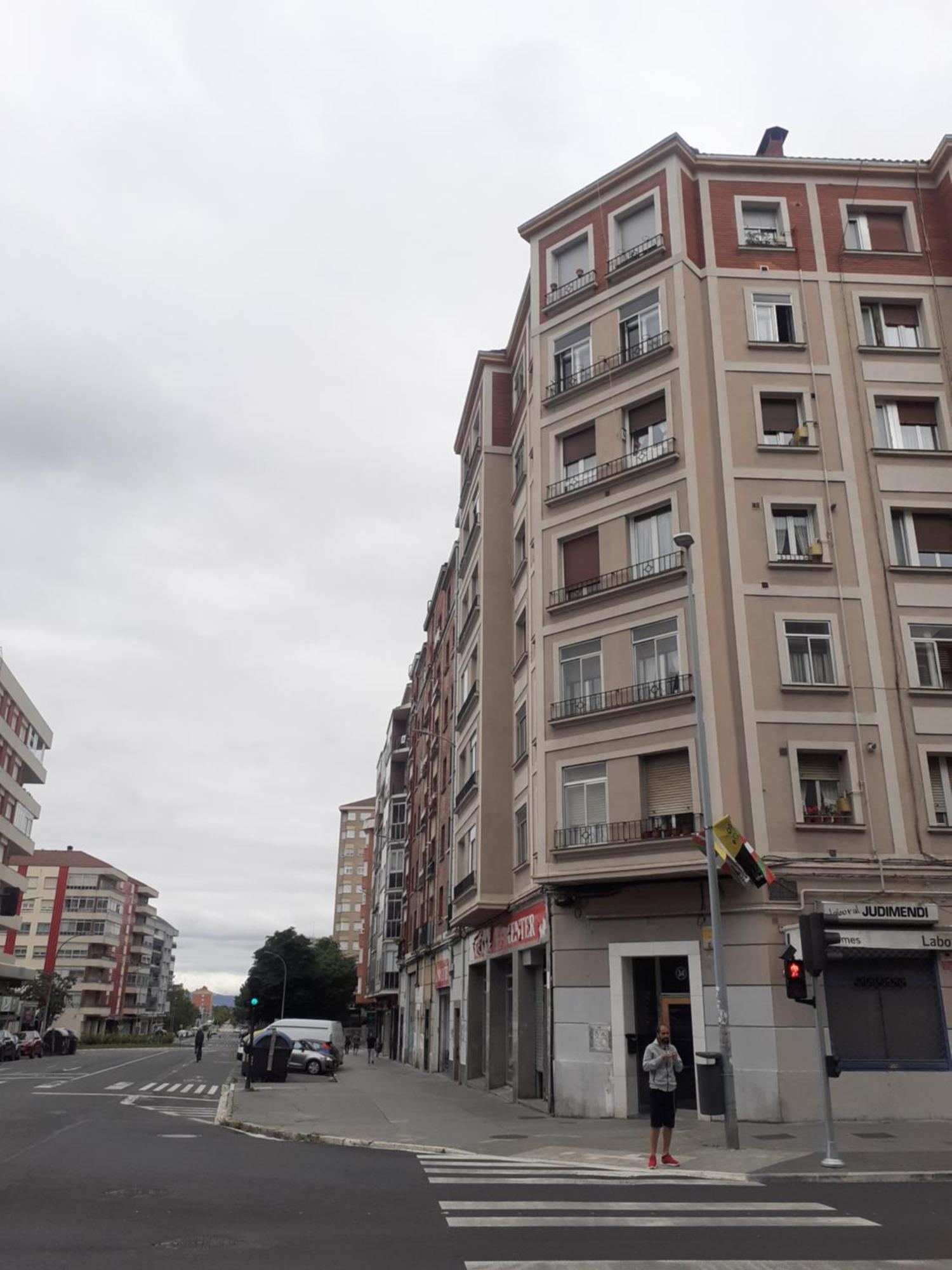 Moderno, céntrico. Perfecto para familias. Vitoria-Gasteiz Bagian luar foto