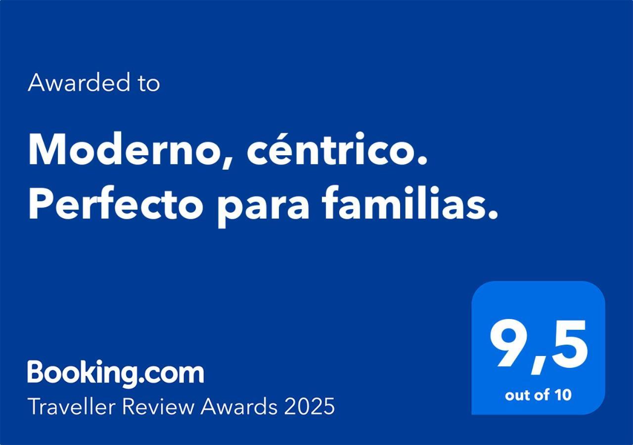 Moderno, céntrico. Perfecto para familias. Vitoria-Gasteiz Bagian luar foto